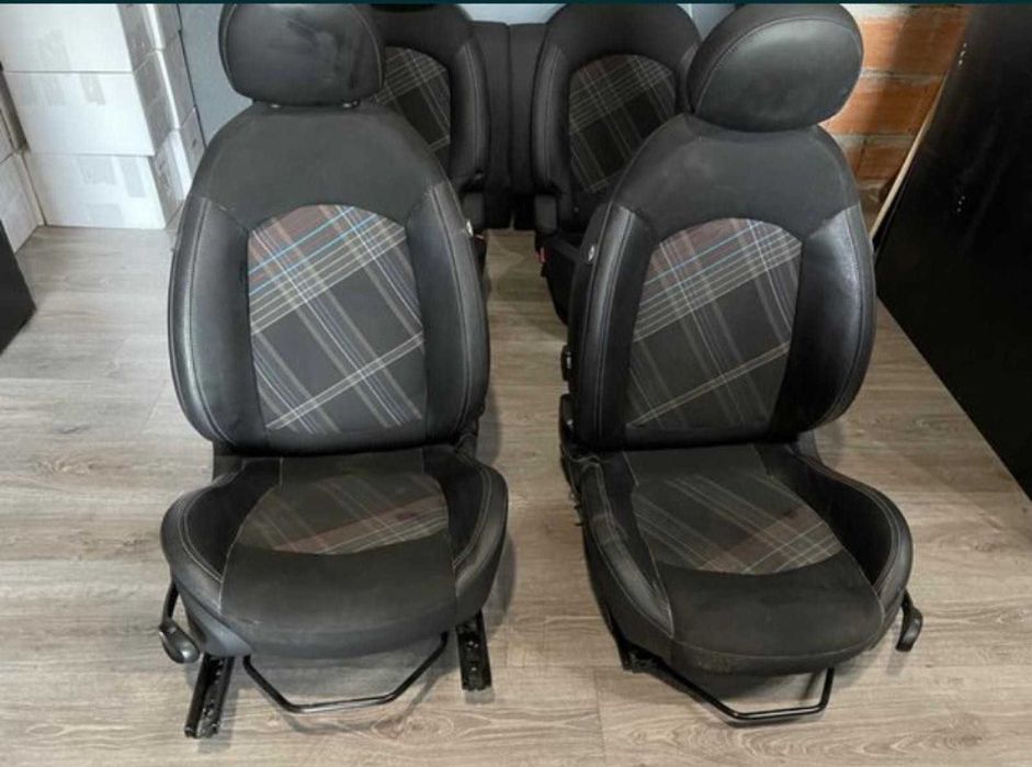 Bancos Mini Cooper R56