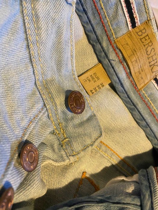 Calções Bershka de ganga clara (homem, tamanho 38)