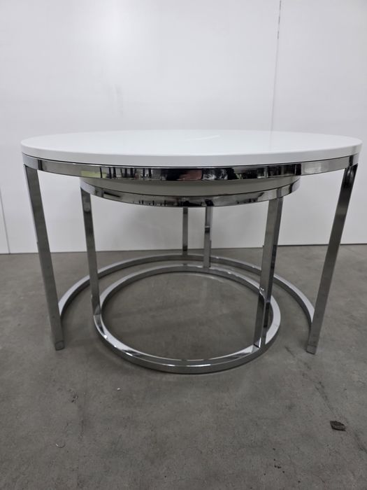 Stoliki kawowe z ekspozycji