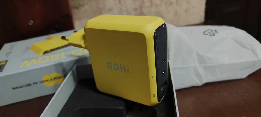 AOHI magcube GAN 140wt PD для MacBook, iPhone, Android
