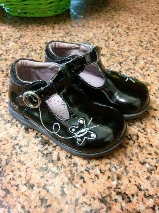 Sapatinhos verniz 21