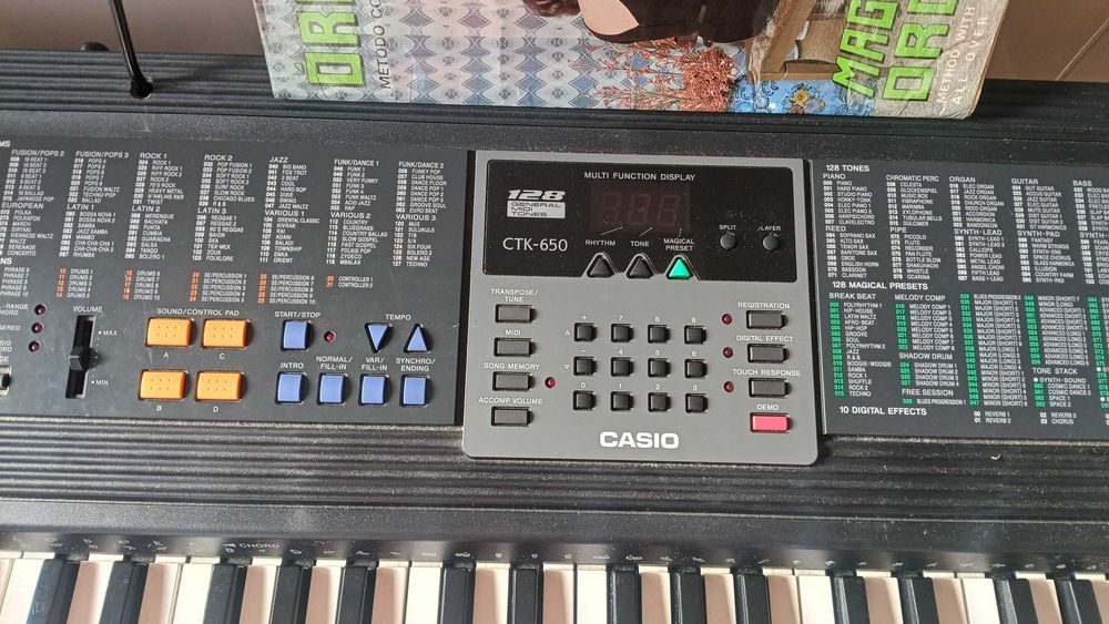 Órgão Casio como novo