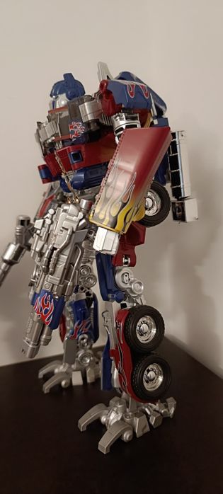 Optimus prime Transformers