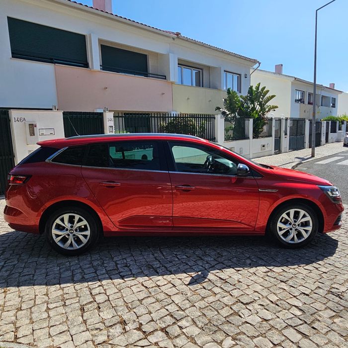 Renault Megane ST 1.3 TCe 2021 **DESDE 189€ Mês**