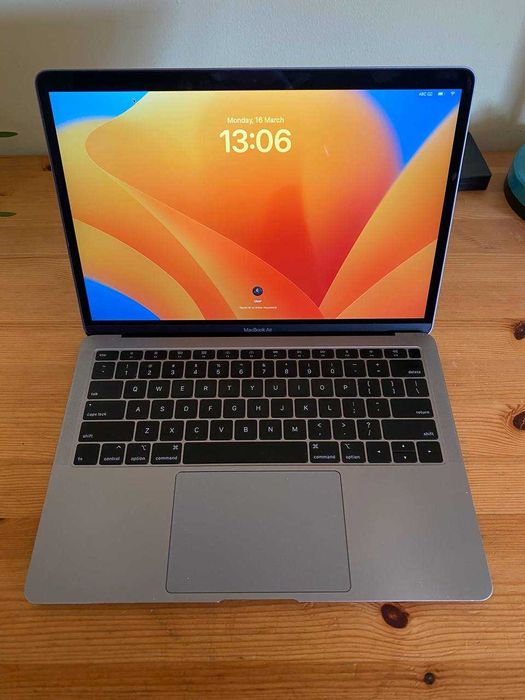 macbook air i5 - купити ноутбуки Apple - Ціна на OLX.ua