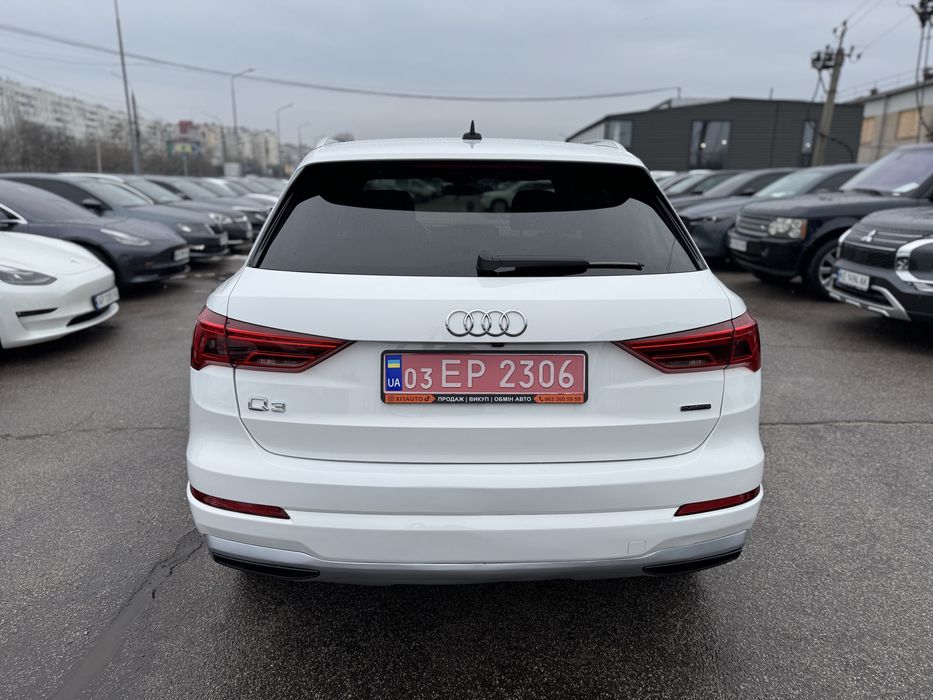 Продам Audi Q3 2l