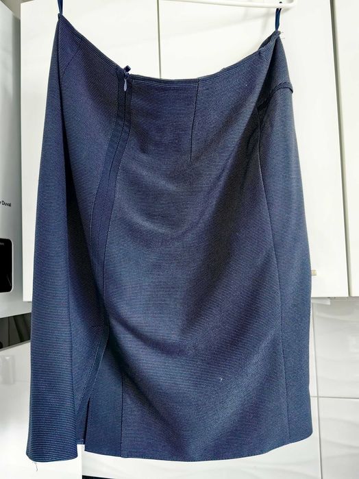 Elegancka 48 spódnica 3XL granatowa damska