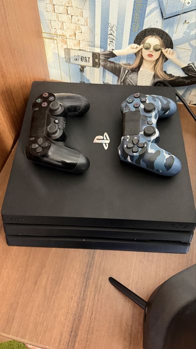 Play Station 4 PRO