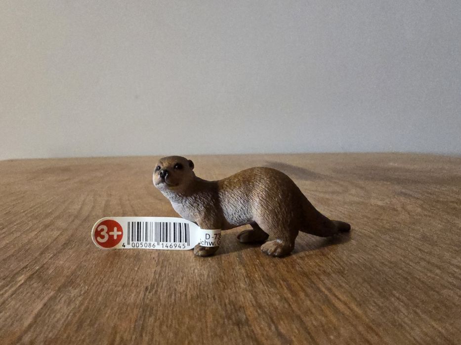 Schleich wydra figurka model wycofany z 2012 r.