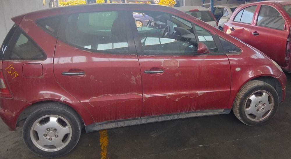 Mercedes A 140 para peças