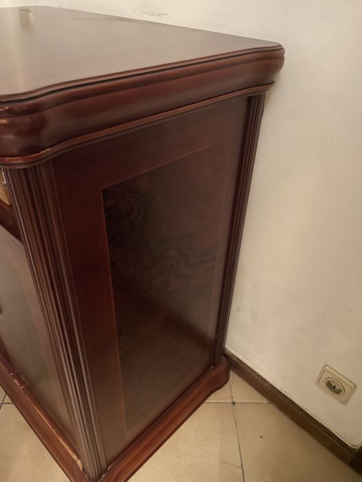 Móvel de apoio a TV