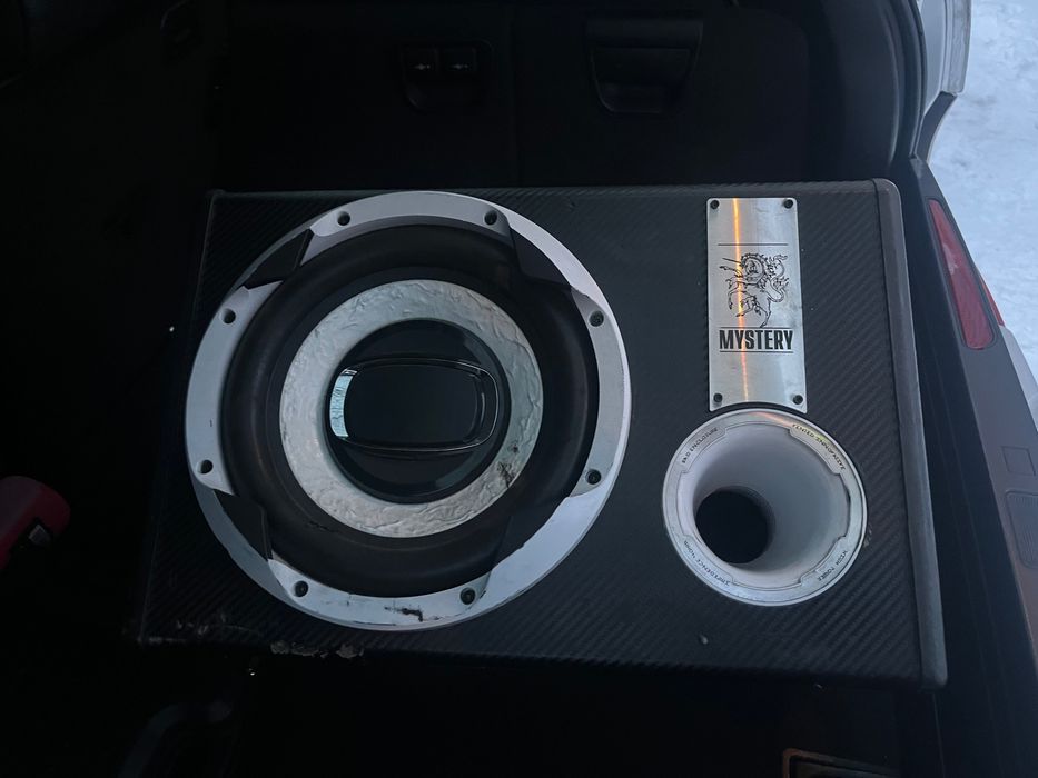 Сабвуфер Mystery (корпусний)