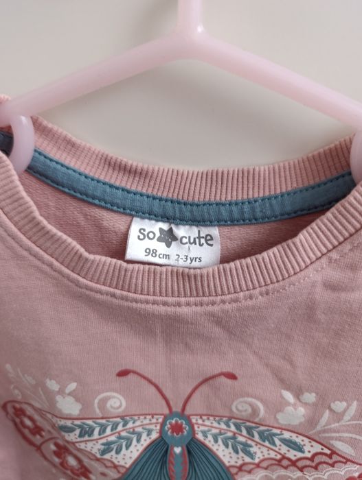 Bluza różowa z motylem