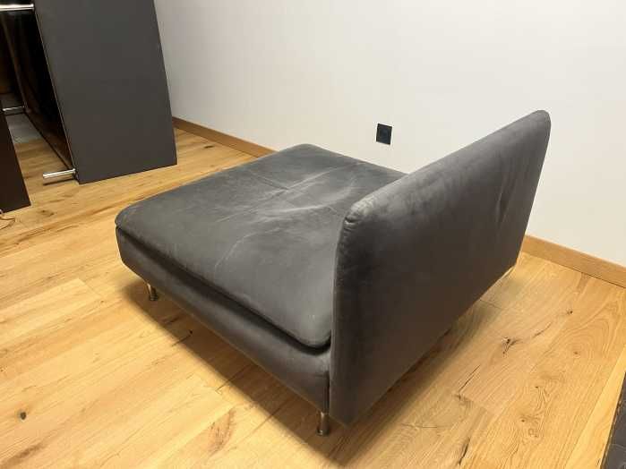 Fotel + szezlong + 4 poduszki