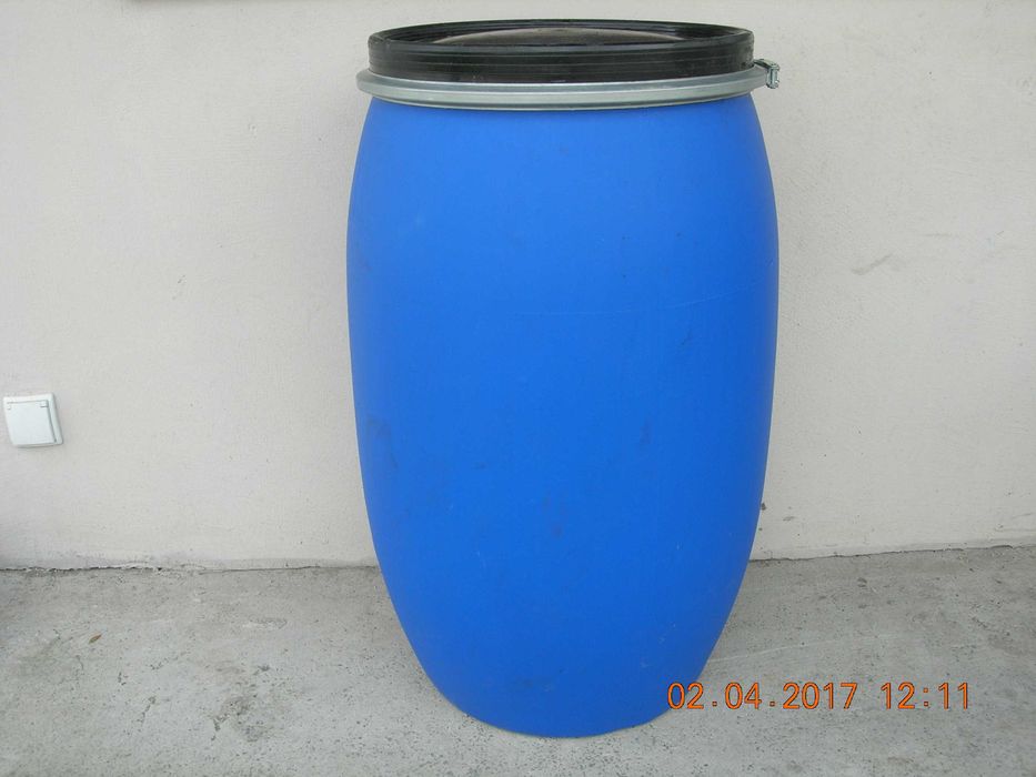 Beczka beczki 120l. plastikowe plastikowa pojemnik jak Nowe