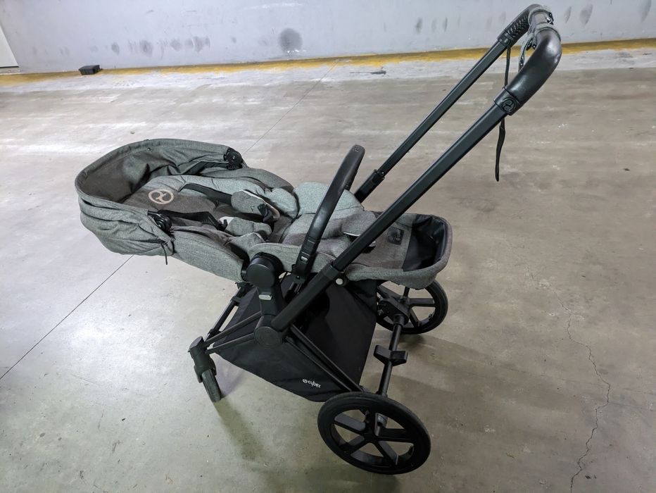 Carrinho Cybex Priam Platinum+ babycok Cloud Q plus