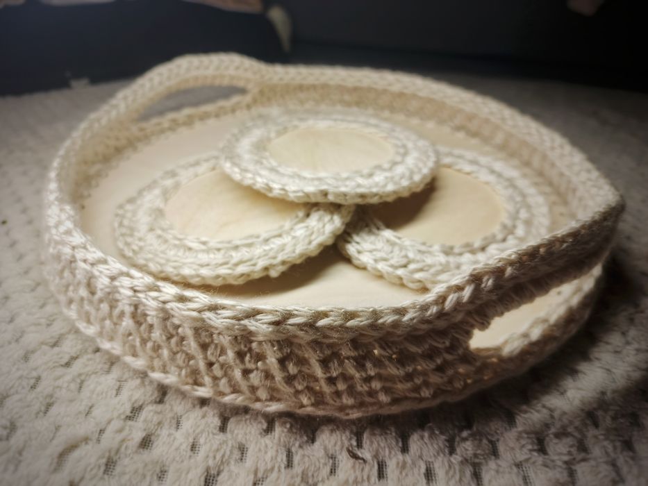 Zestaw kawowy recznie robiony na szydełku