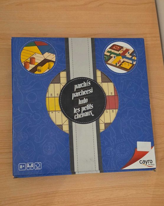 Jogo de tabuleiro Parchís (Ludo)