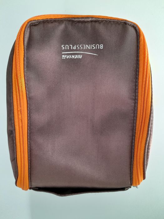 Iberia Plus Toiletry Bag (Empty)