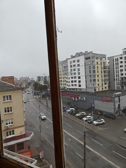 Продаж 3 кімнатна. Район Східний