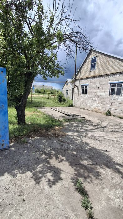 Продам будинок в селі Рогівське.