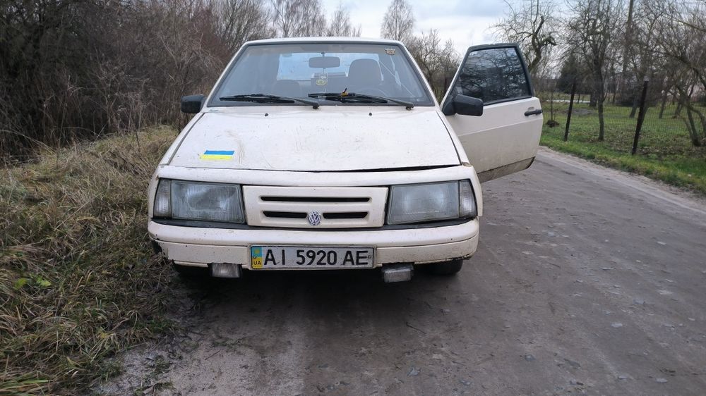 лада 8  з документами  20 тисяч грн