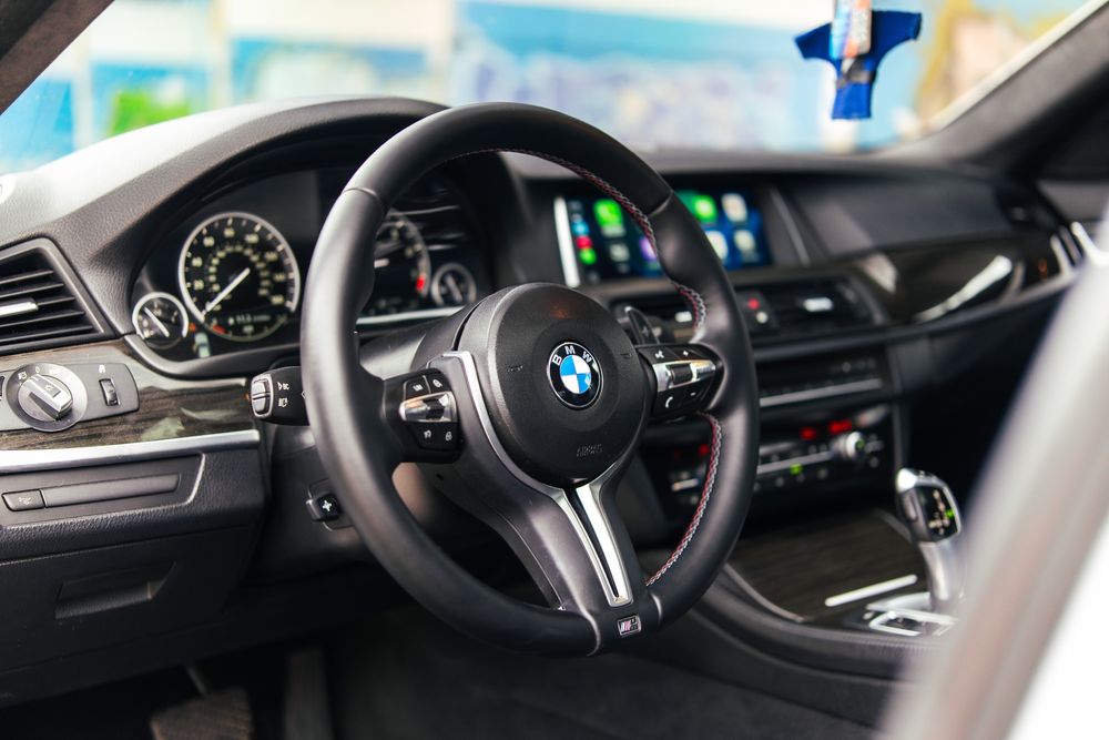 BMW 5 Series 2014 VIN WBA5A7C59FD625370 фото оголошення 7 з 8