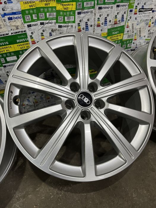 DL308 Оригінал ідеал литі диски audi r19 5/112 7,5j et38 VW Tiguan