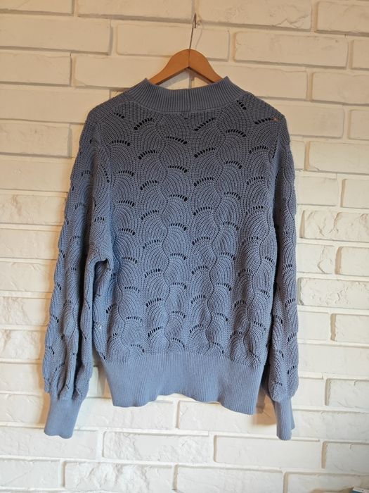 Bawełniany ażurowy niebieski luźny sweter selected famme