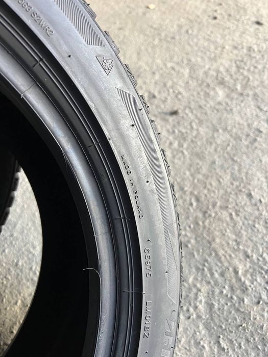 Шини 225/45 r17 91H Bridgestone Blizzak LM 001 (1407)