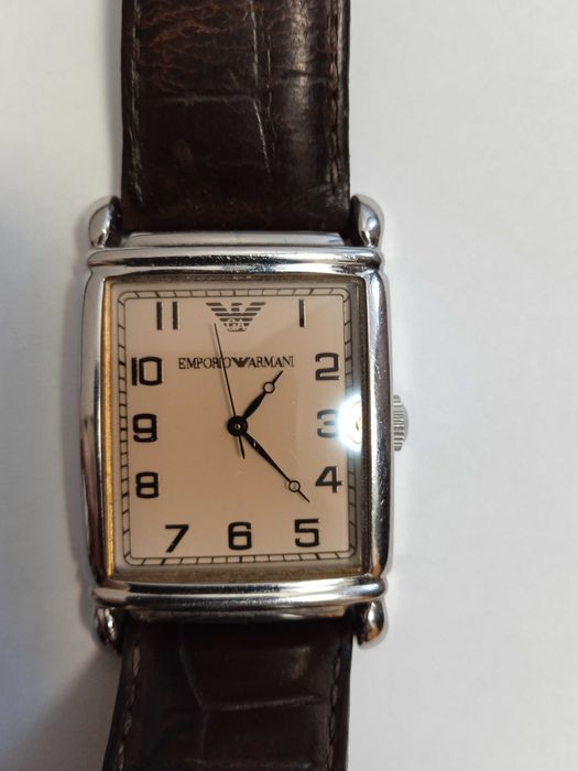 Часы наручные Armani