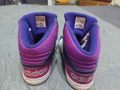 Buty adidas  damskie stan idealny zalozone 2 razy