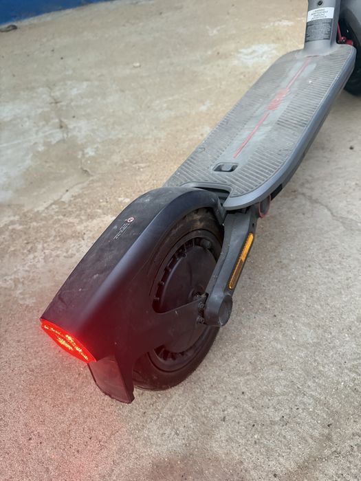 Segway Ninebot F3 Trotinete Elétrica 1000W 70Km