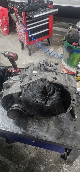 Vendo caixa de 6 velocidades tdi FMH audi , seat , vw