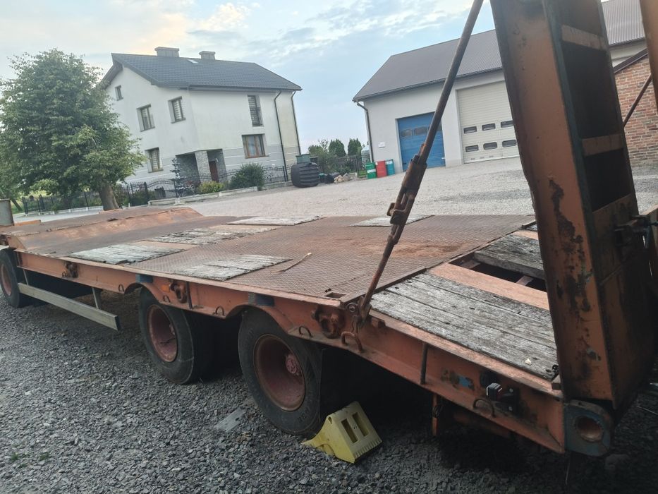 Sprzedam przyczepę ciężarową niskopodwoziową
