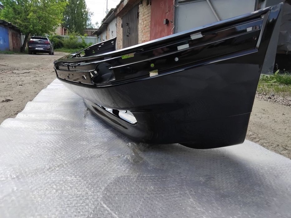 Бампер передній БМВ BMW Е38