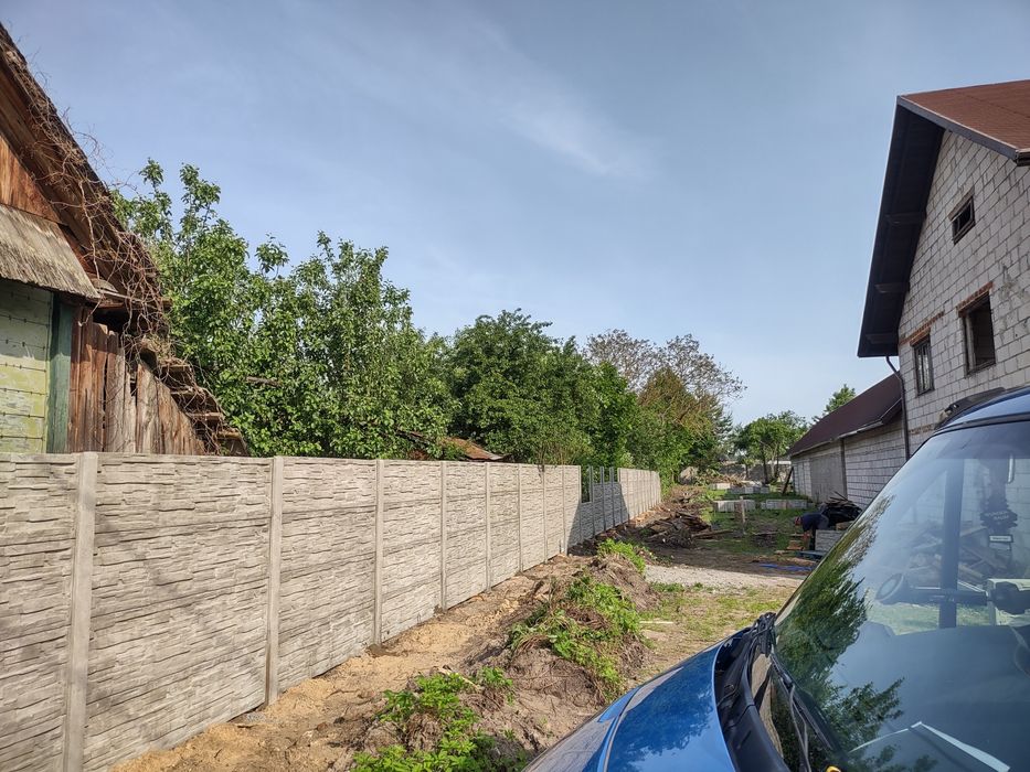 Montaż ogrodzeń betonowych, panelowych  I siatkowych