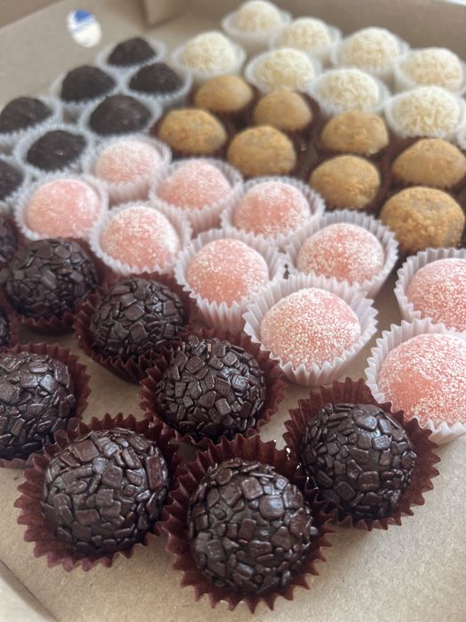 Brigadeiros Tradicionais | Festas, Eventos e Encomendas | Amadora
