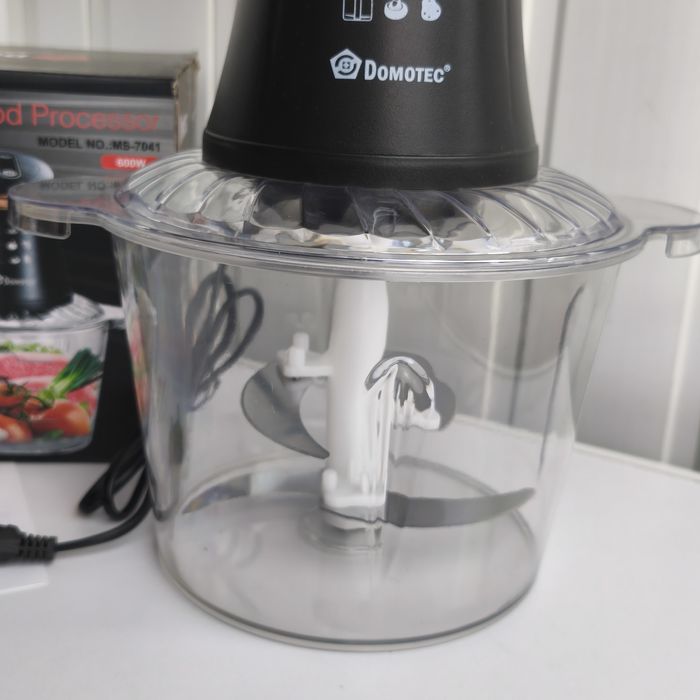 Кухонний блендер із чашею Domotec