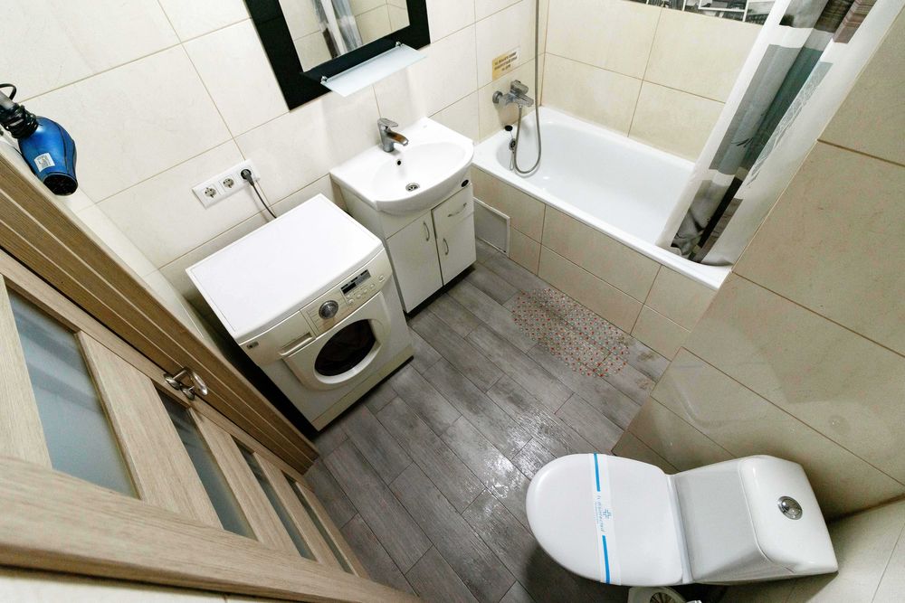 ПОДОБОВО-ПОГОДИННО,2-к.кв.Богатирська 6а,10хв до метро ЗНИЖКИ В ОПИСІ!