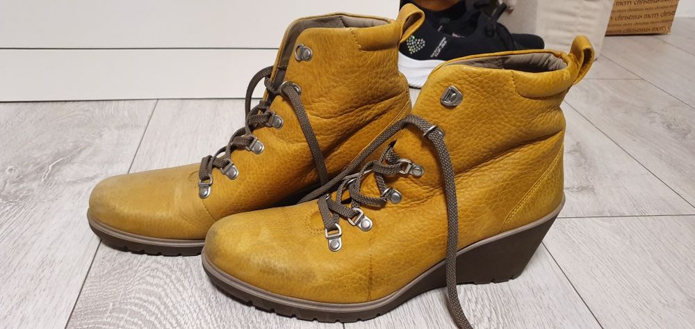 ECCO botki na koturnie damskie rozmiar 41 wkładka 27,5cm
