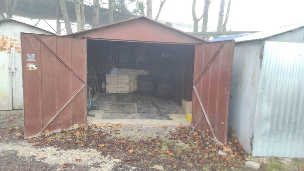 Гараж металевий каркас