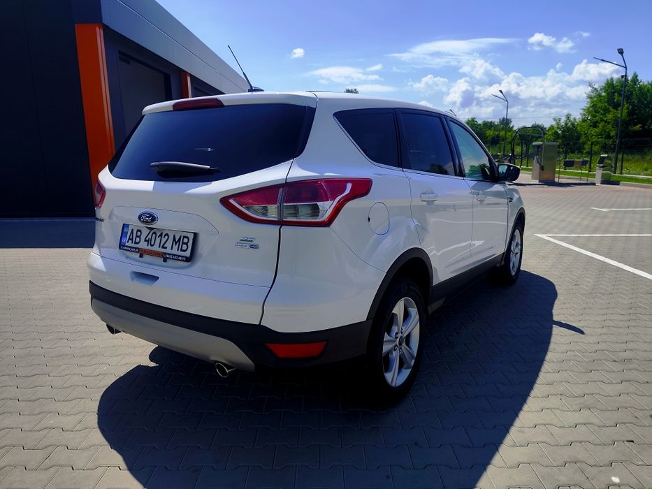Продам Ford Escape 2014 року