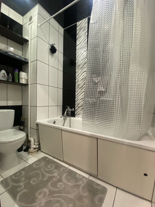 Здається подобово житло