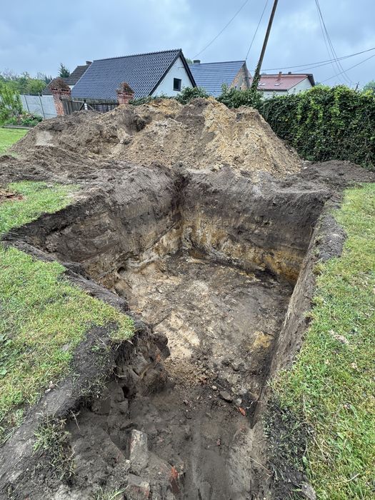 Usługi Minikoparką Dostępni 7 Dni w Tygodniu