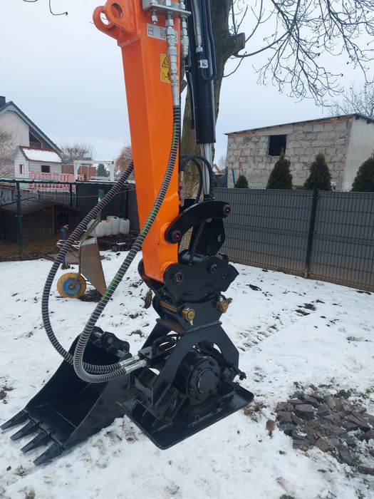 Usługi minikoparką 4 tonową,  prace ziemne , roboty ziemne,  wykopy