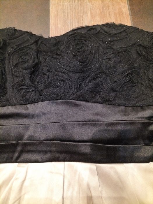 Sukienka. Atłas. Rozm S/XS