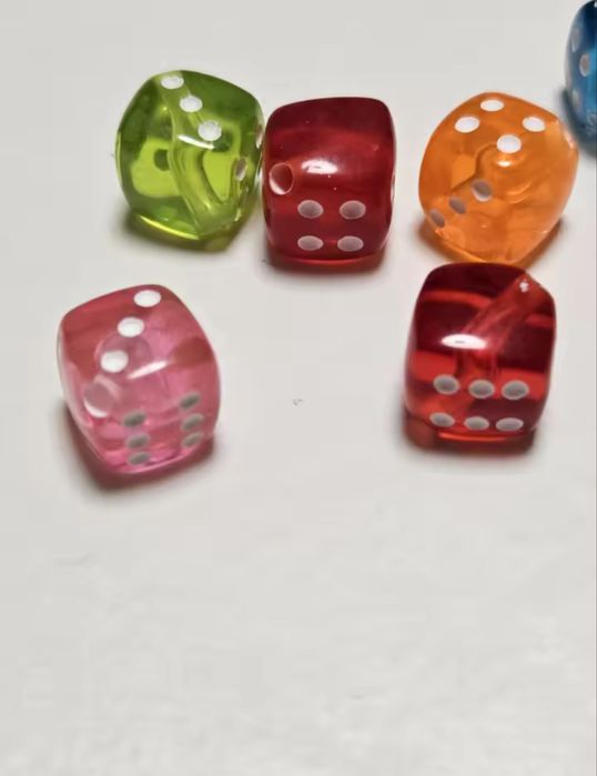 Набор бусин для рукоделия игральные кубики бисины