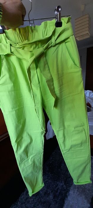 Calças mágicas verdes