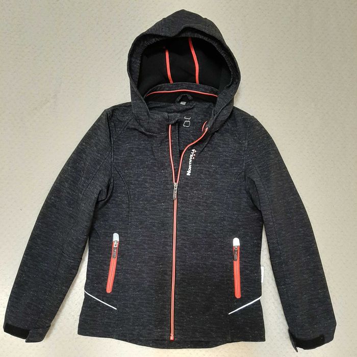 Отличная куртка софтшелл C&A  р.146